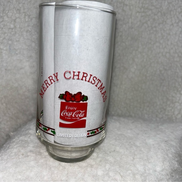 Holly Hobbie & Robbie 16oz glass 1977 Christmas is here American Greeting by - Picture 3 of 9